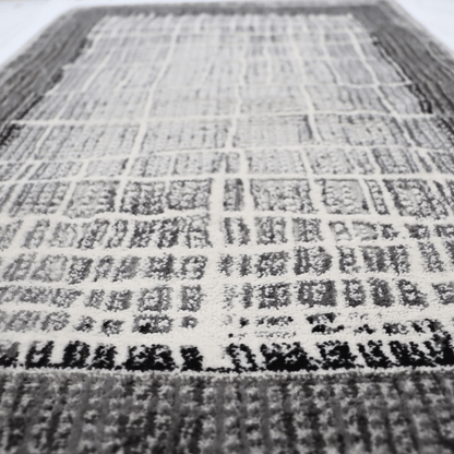 Covor Silverveil, Living/Dormitor, Alb, Gri si Crem, Incalzire in pardoseala, Fir Scurt 11 mm , Dimensiuni 80x150 cm, 2200 g/m², BravaCasa